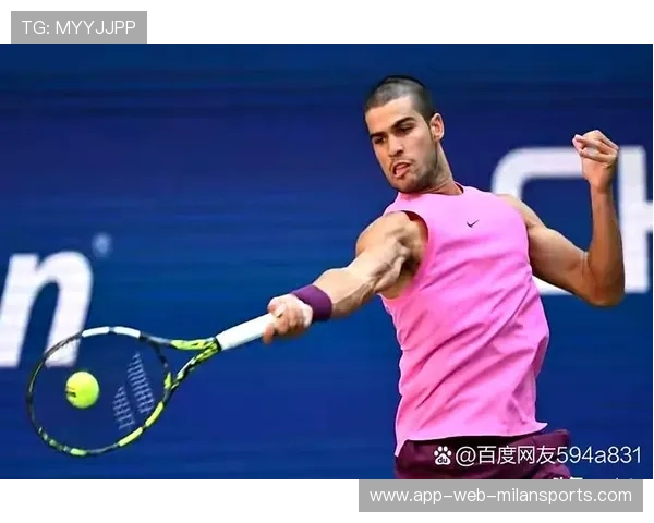 德约精准吊球封死角落